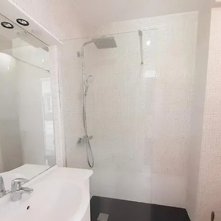 Stunning 1-br Center Cannes